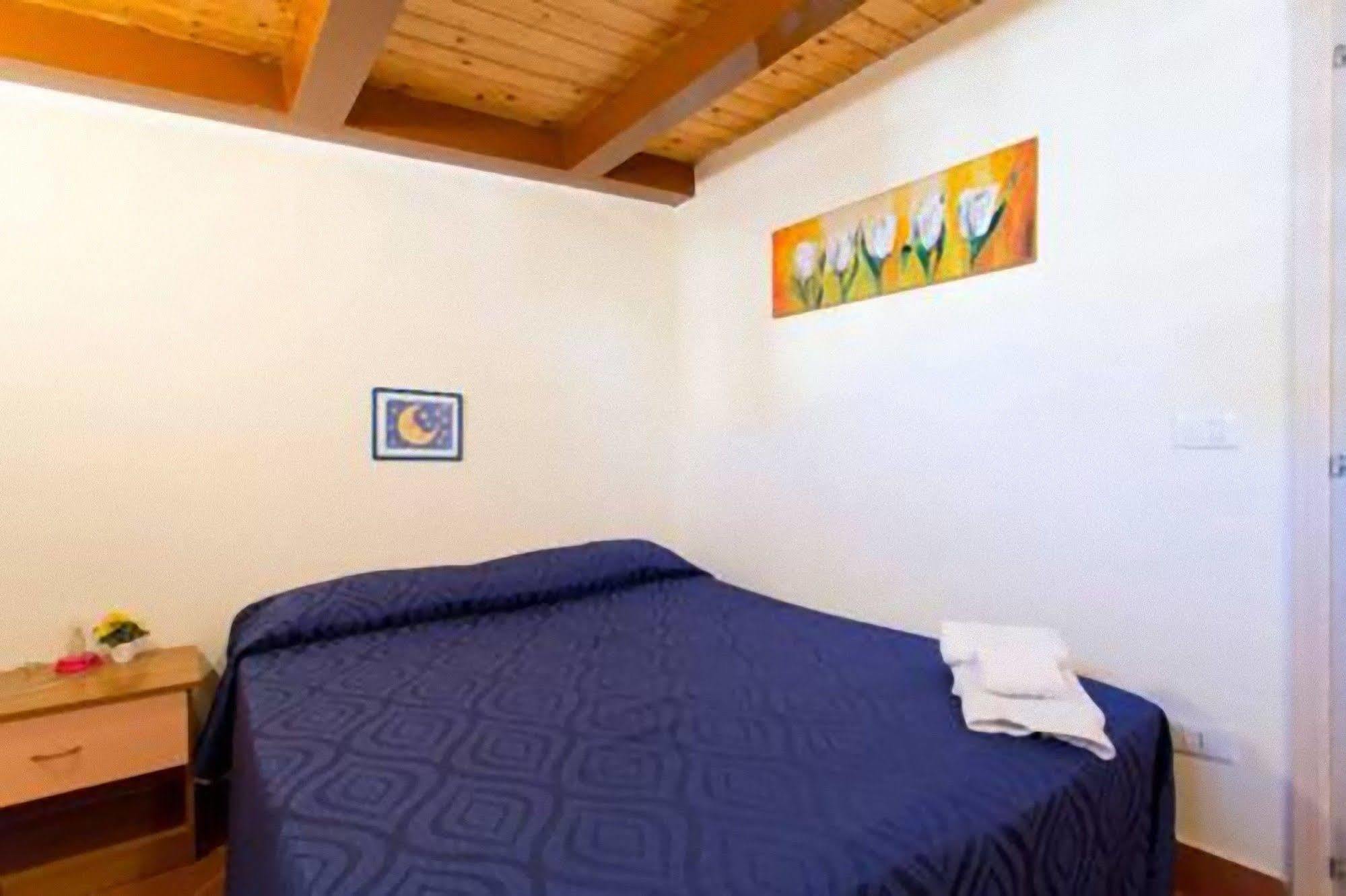 Palermo Centro Zoe Bed & Breakfast Exterior photo